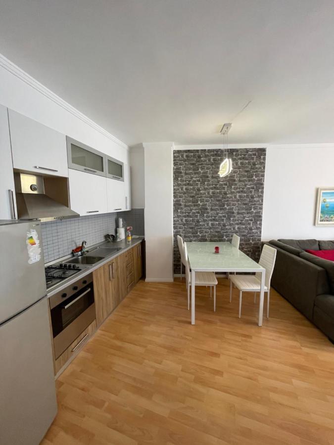 Appartamento Bella Vista ดูร์เรส ภายนอก รูปภาพ